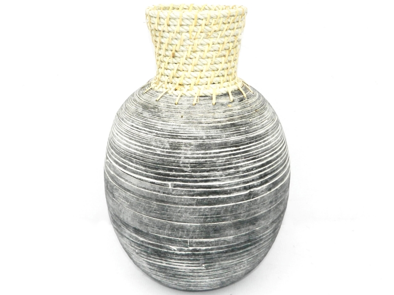 Bamboo vase with rope rim